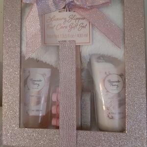 Luxury foot care set= rosewater peony scent